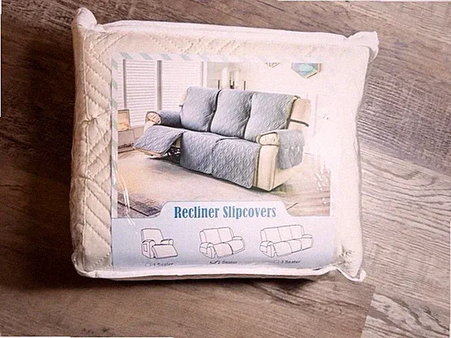 2 Seater Recliner Slipcover Quilted Cream Loveseat Sofa Protector Washable NEW