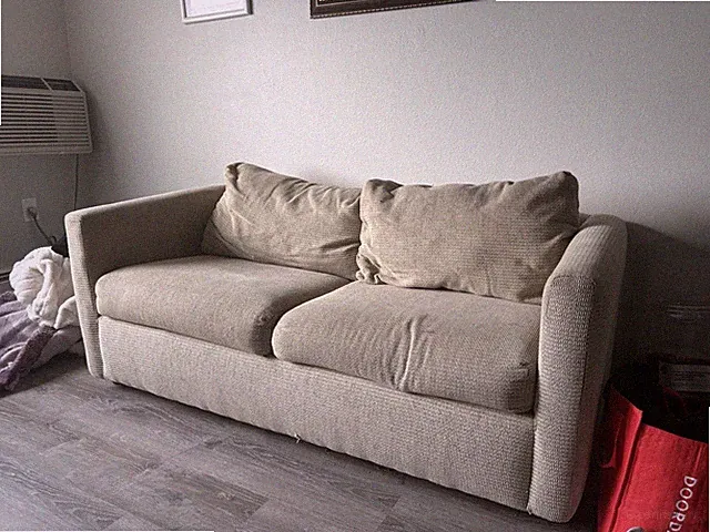 5, 5”ft couch/futon Slightly Used-Great Condition!