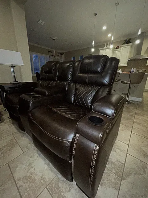 6 Piece Couch Set Have To Come Pick Up