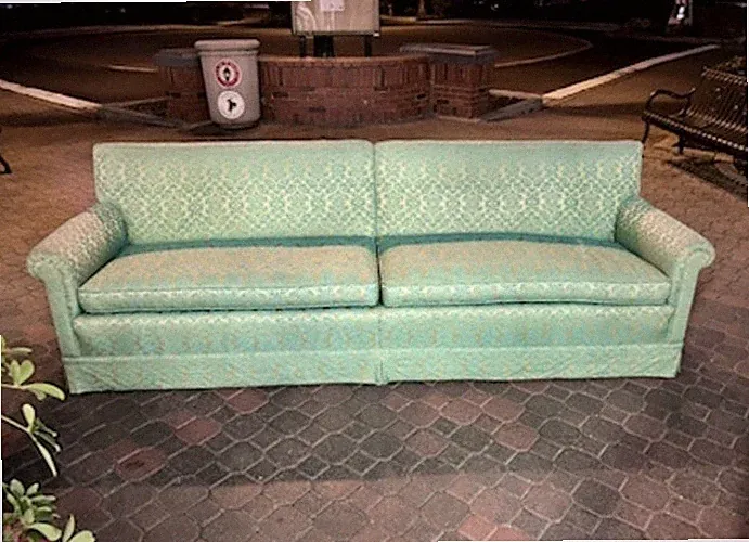 8 ft VIntage Hollywood Regency Sofa Couch Mid Century Gem!! Pickup/Delivery CA
