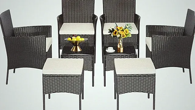 8-Piece Outdoor Wicker Sofa Set with Coffee Tables & Ottomans for Relaxation