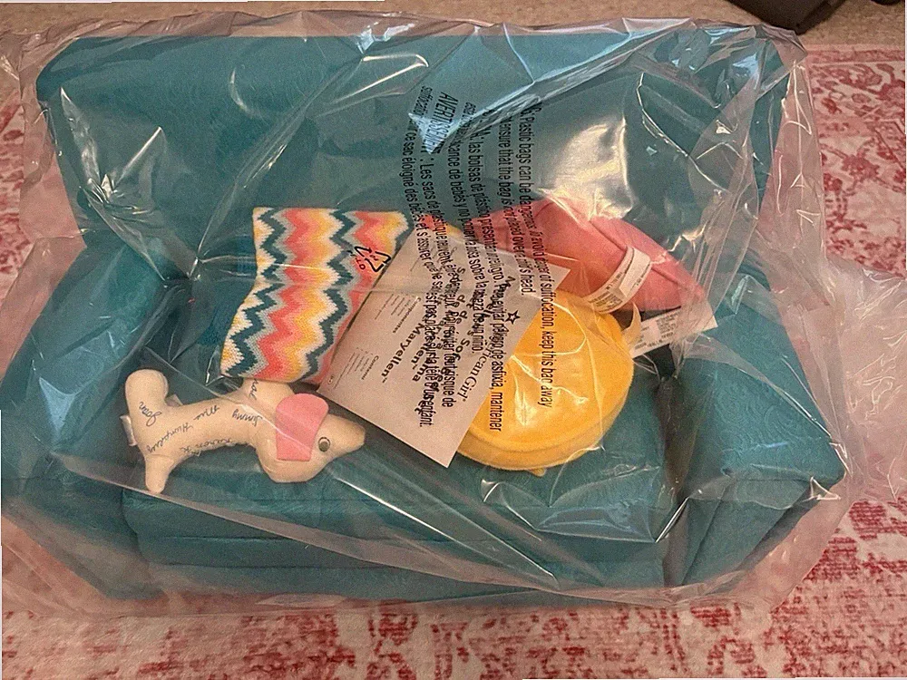 American Girl Maryellen Sofa Bed 18 inch Dolls NIB