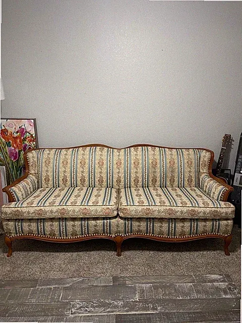 Antique Hickory Couch Queen Anne Style