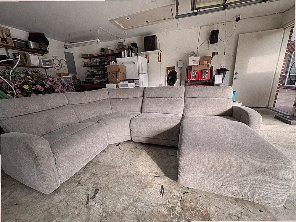 Ashley Furniture Gray Sectional Sofa with Chaise, Fabric, Seats 5, Used