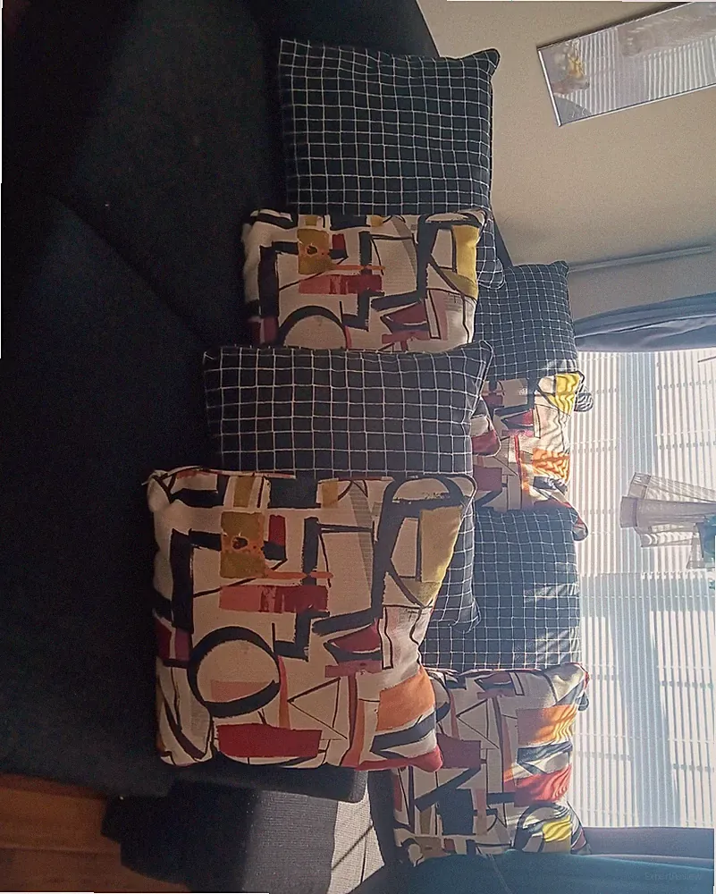 Black 2 Piece Sectional With Throw Pillows