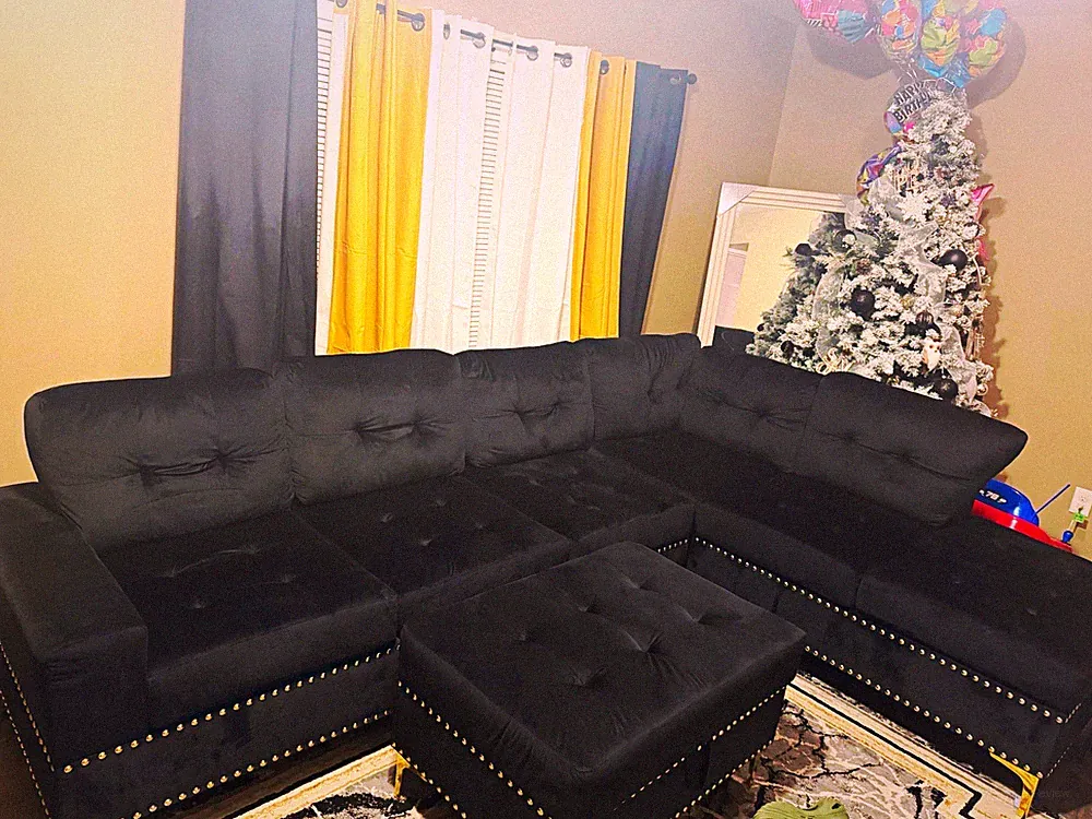 Black Velvet Tufted Sectional Sofa w/ Nailhead Trim & Ottoman 67x33x35