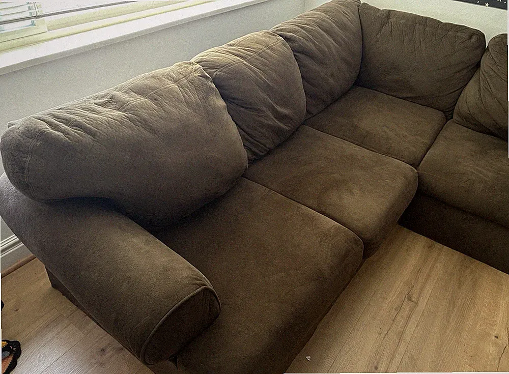 Brown Fabric Sectional Sofa, 6-Seater, Classic Round Arms, High Back, Wood Frame