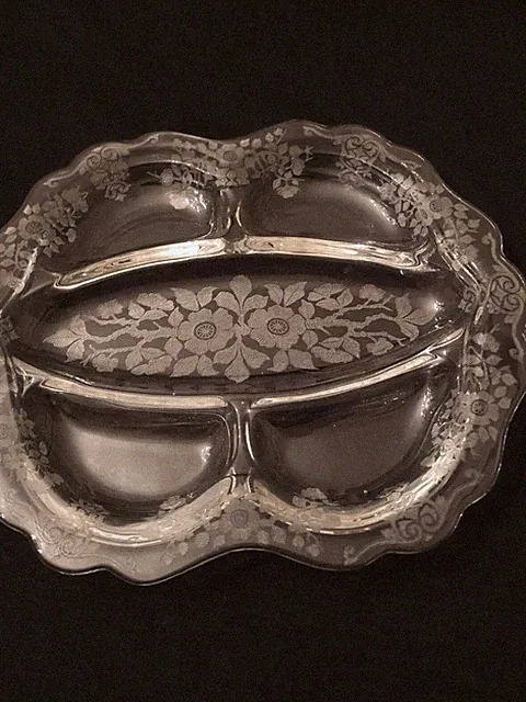 CAMBRIDGE APPLE BLOSSOM ETCHED GLASS 5 SECTION SERVING DISH CLEAR MINT COND.