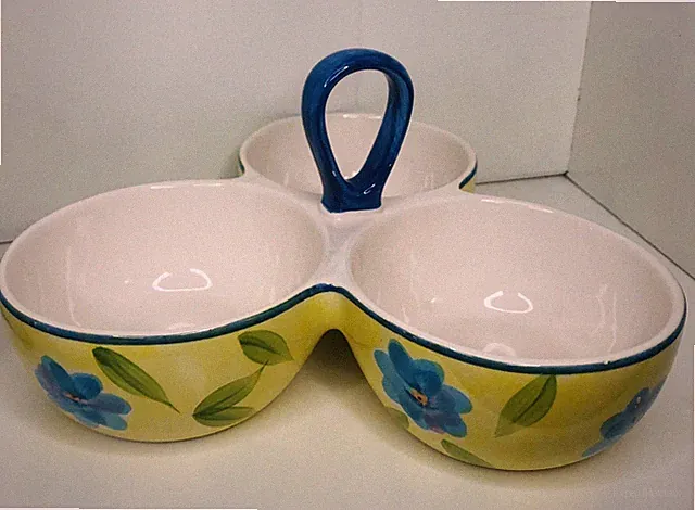 Cambridge Pottery Serving Three Section Divided Nut Condiments Bowl With Handle