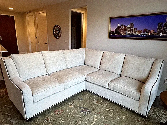 Chic Stylish King Hickory 2 Piece Drake Corner Sectional With Decorative Pillows