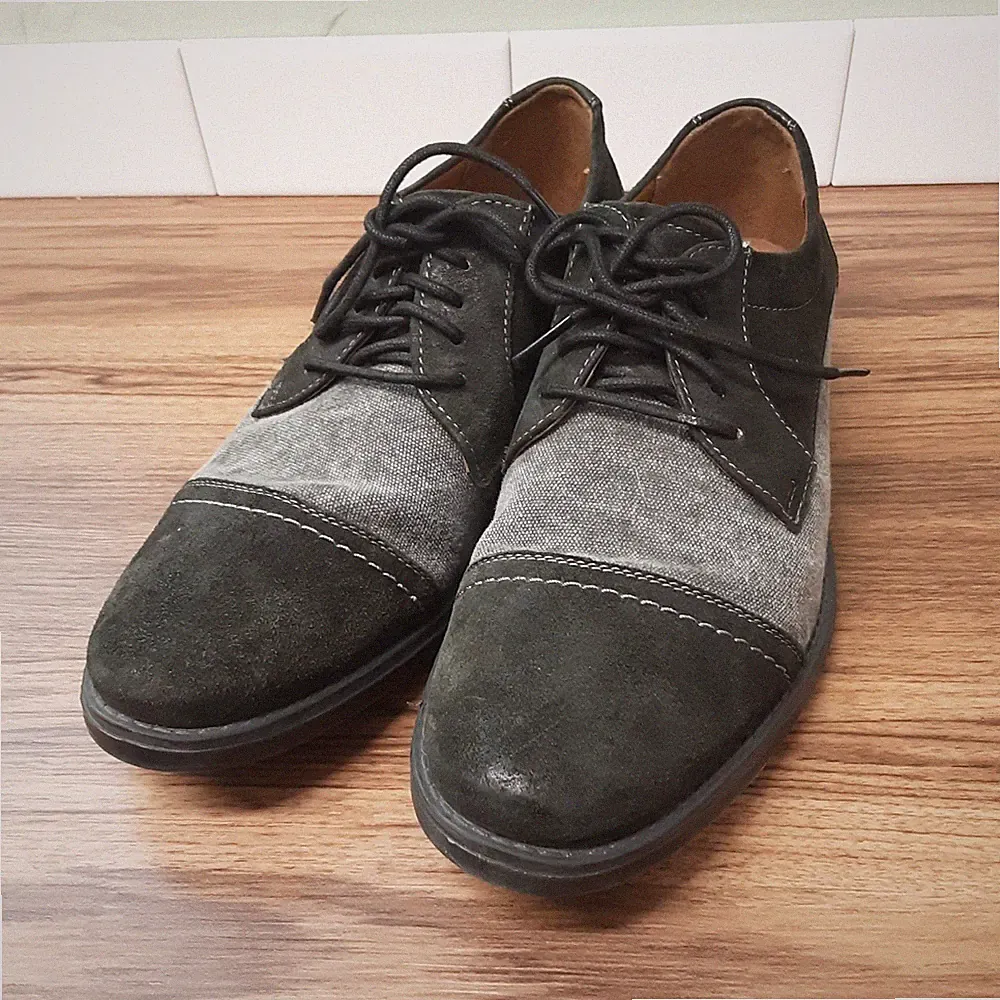 Clark's Mens 7.5 Garren Cap Oxford Black Canvas Mid-section Suede Toe Cap