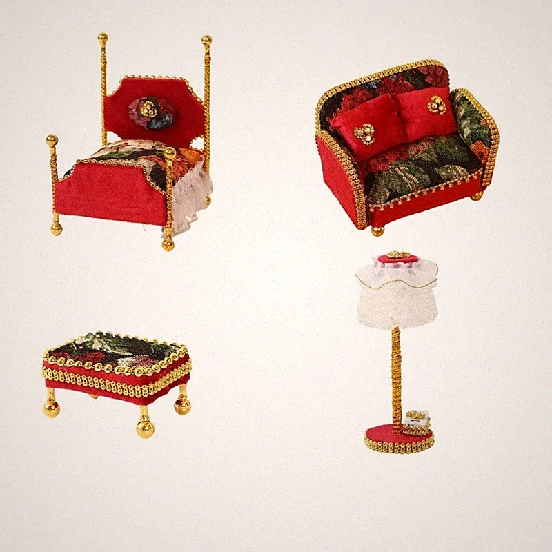 Classical European Fabric Dollhouses Sofa Bed 1/12 Scale For Miniature Displays
