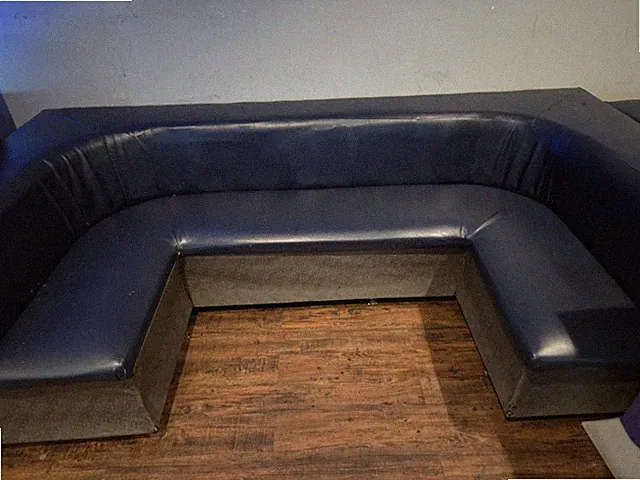 Commercial U-Shaped Lounge Sofa / Sectional – Great for Bar, Club or Lounge