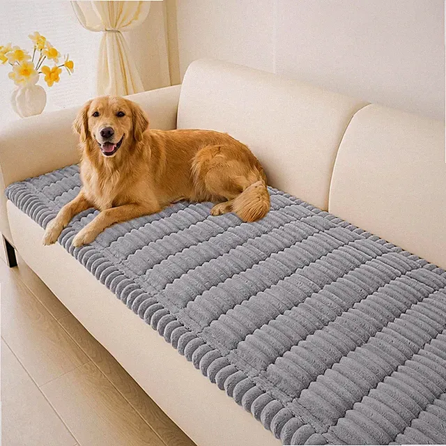 Couch Cover for Dogs, Washable Non Slip Plush Flannel Sofa Protector