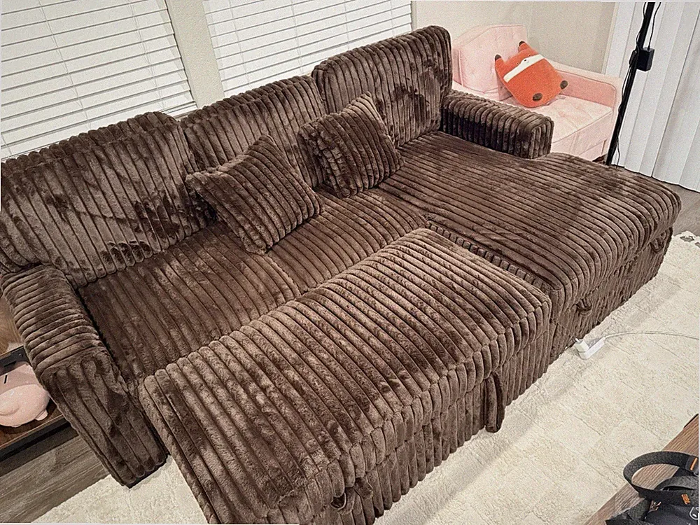 Cozy Sectional Sofa in Excellent Condition