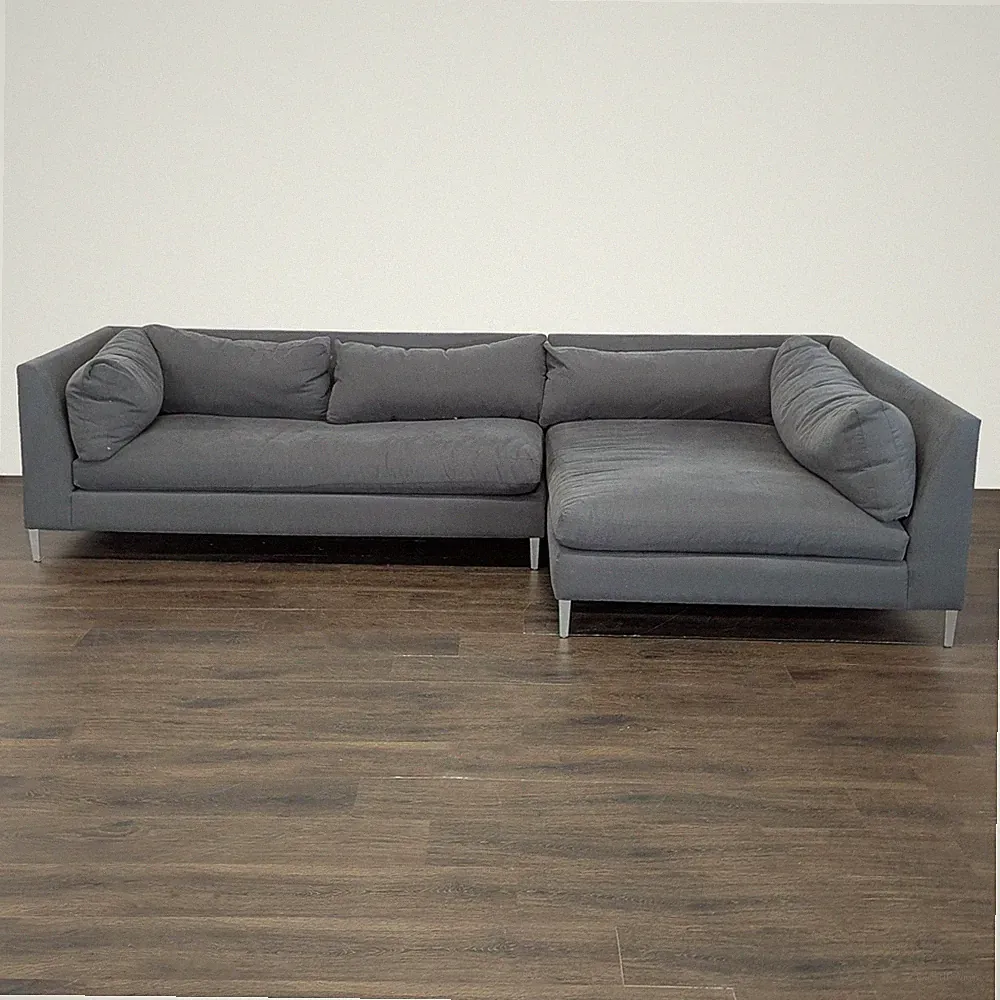 Crate & Barrel Gray Modern Sectional Sofa – Stylish & Spacious