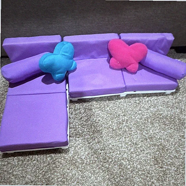 Dollhouse Miniature Purple Sectional Sofa with Blue/Pink Pillows, Lot