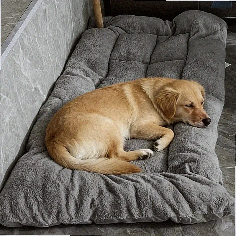 Extra Large Plush Dog Bed Sofa Thickened Super Soft Polyester Pet Mat Dog