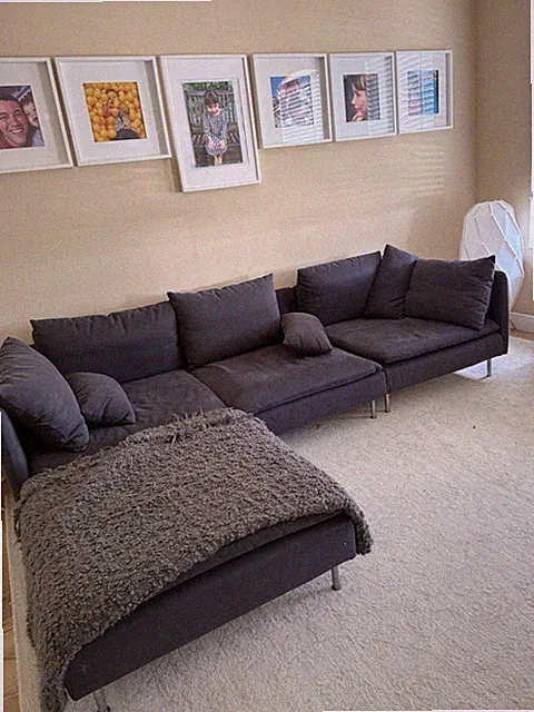 Gray 4-Seat Sectional Sofa with Chaise, Loose Back Cushions, Wood Frame