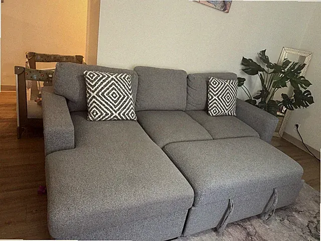 Gray Contemporary/Modern 3-Seat Convertible Sleeper Sectional with Chaise