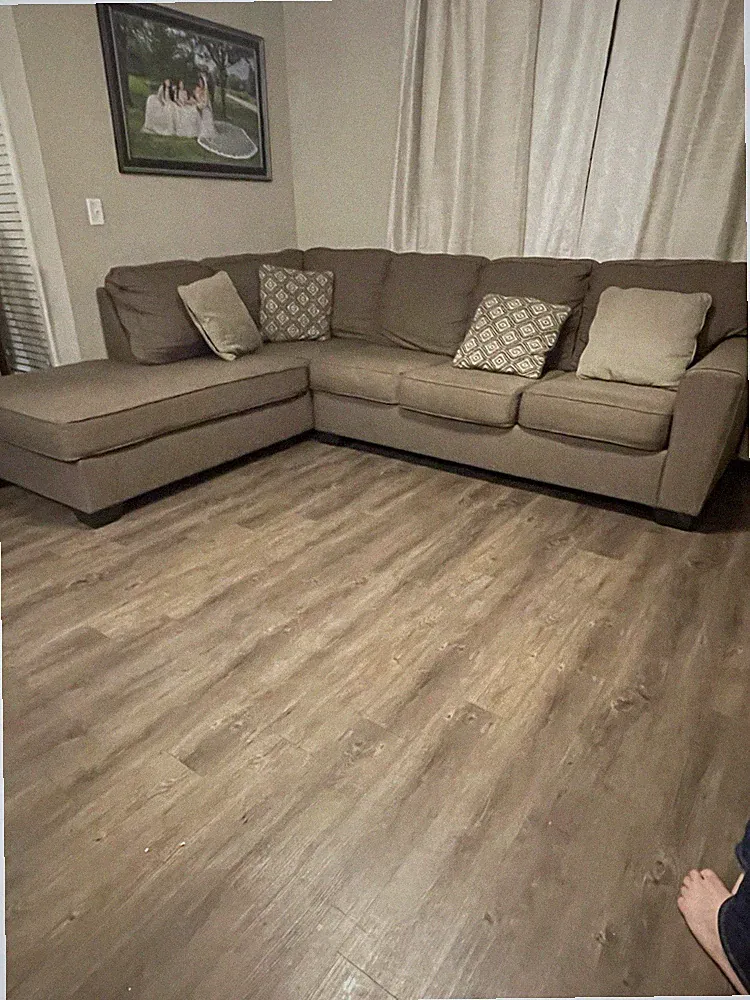 Gray Fabric L-Shaped Sectional Sofa w/ Chaise, Rolled Arms, 4-Seat