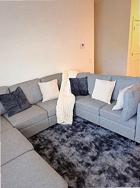 Gray Fabric Sectional Sofa w/ Chaise & Ottoman 107.1x81.1x35 in