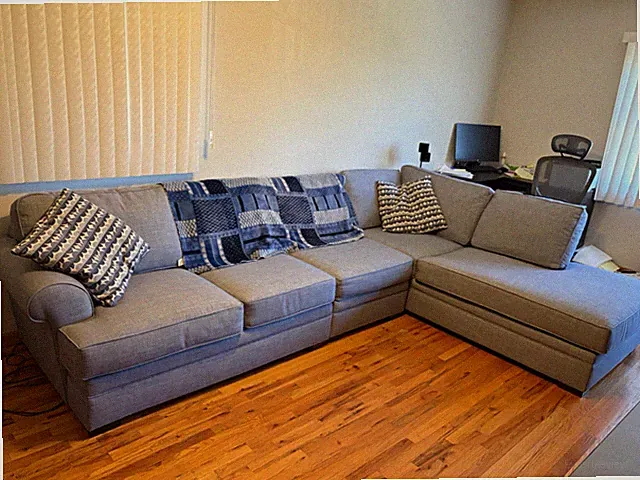 Gray Fabric Sectional Sofa with Chaise, Solid Pattern, Wood Frame, Seats 3
