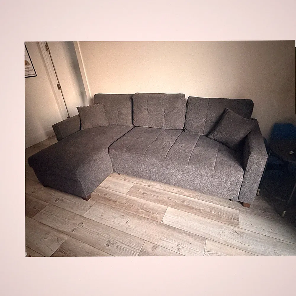 Gray Fabric Sectional Sofa with Chaise, Solid, Wood Frame, Seats 3
