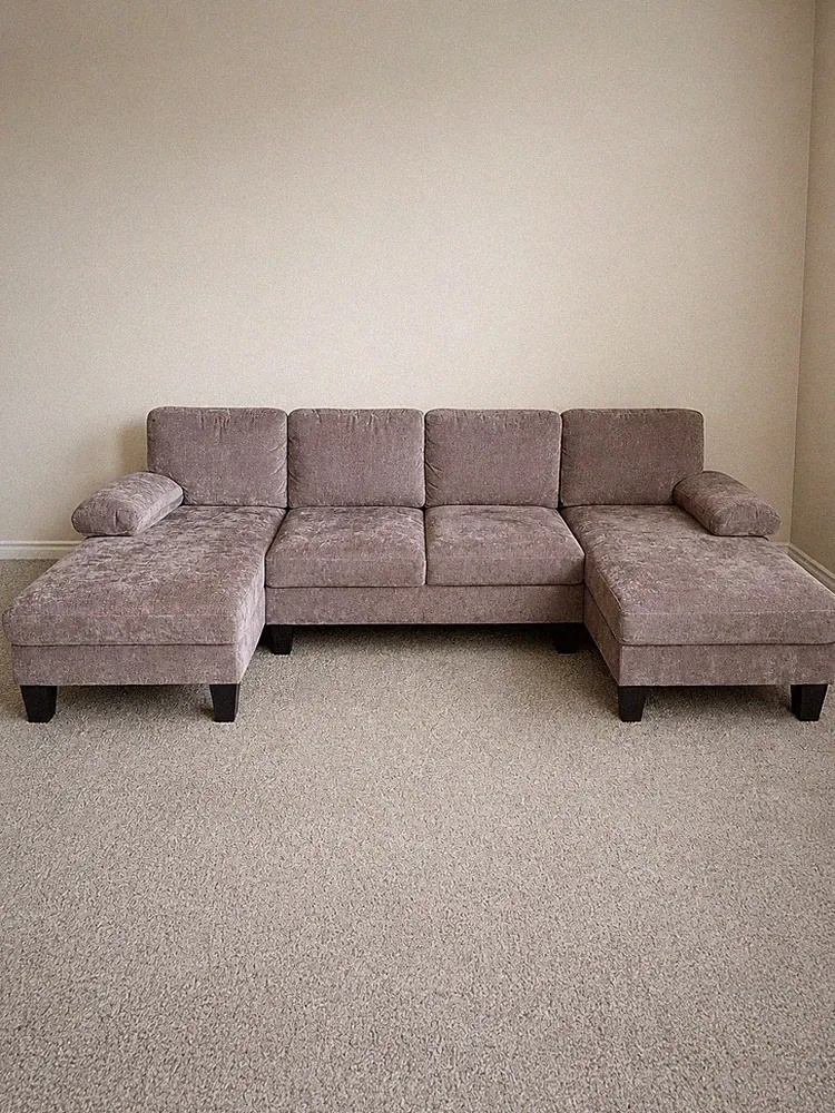 Gray U-Shaped Sectional Sofa Couch w/ Double Chaise & Pillows – Used