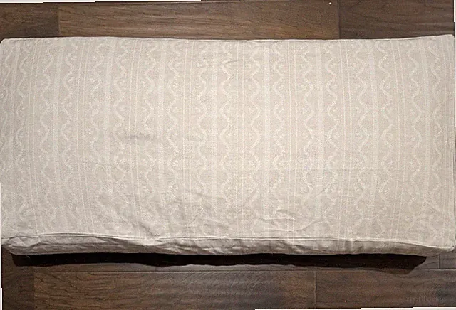 GreenRow Abaca Loveseat Cushion &Cover Natural Floral Scallop New Read MSRP $289