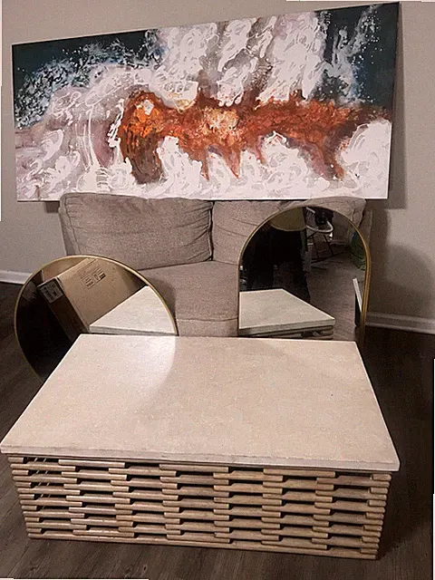 High Quality Sofa with a table, 2 mirrors and a painting (ONLY PICKUP)