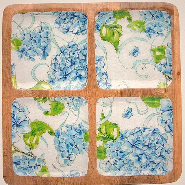 Hydrangea Allover 4-Sectioned Tray 11.75 in Mango wood and Ceramic