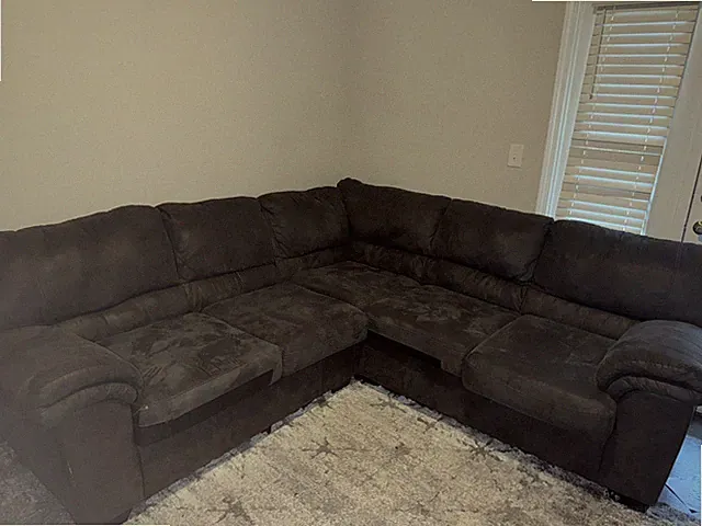L-SHAPE SECTIONAL FOR SALE!