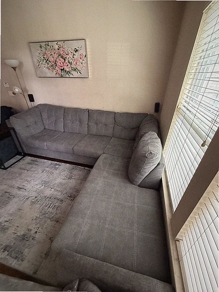 L-Shaped Sectional Sofa – Excellent Condition + 5 year protection plan
