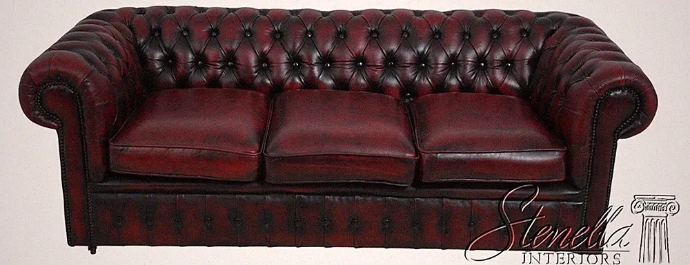 L73984: English Style Leather Tufted Chesterfield Sofa