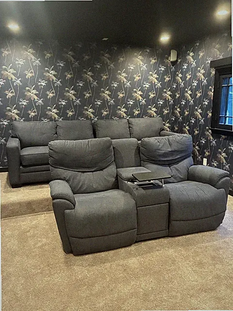 La-Z-Boy Trouper Power Reclining Sofa + Loveseat w/ Consoles – Excellent Conditi