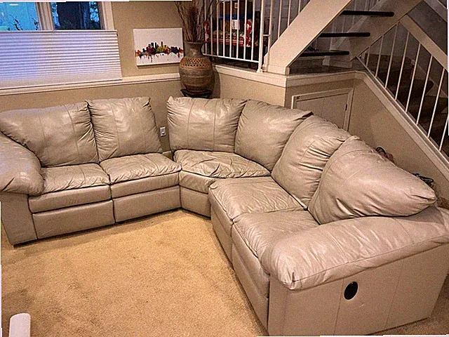 Large Leather Sectional With Recliners