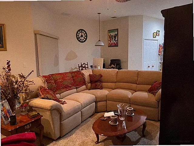 LazyBoy Beige Sectional Sofa in Exceptional Confition