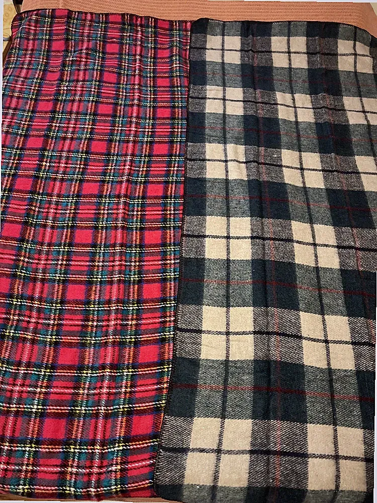 Lot Of 2 Vintage Plaid Acrylic Throw Blankets For Camping,Picnic,Car, Sofa,Bed