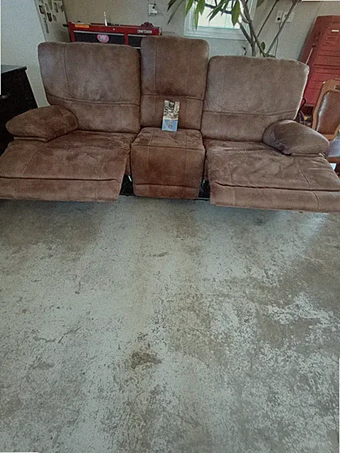 Manual Reclining Sofa