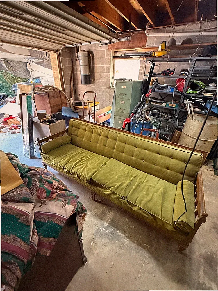 Mid Century Modern green long sofa. 1960’s. Good condition