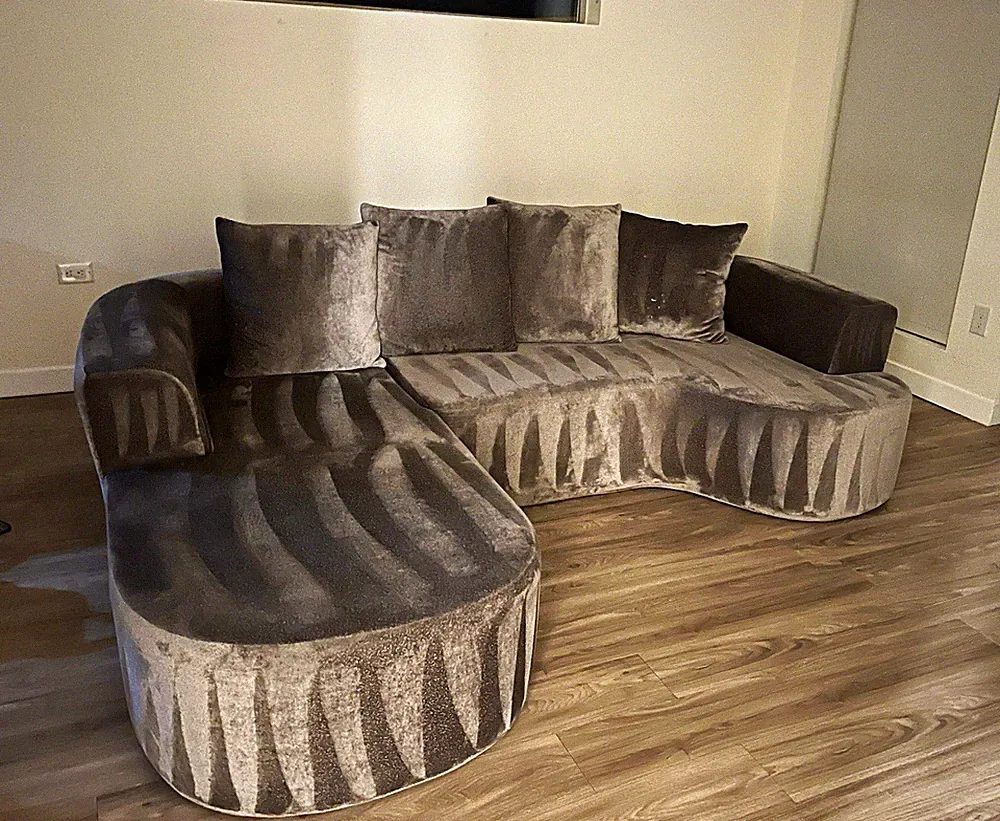 Modern Curved Sofa with Chaise, Luxury Plush Chenille Sectional Sofa