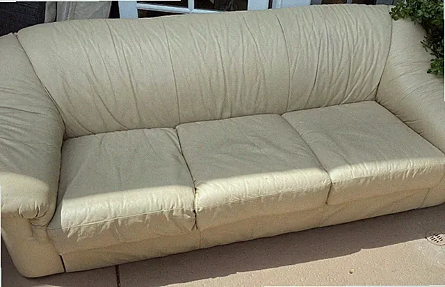 Natuzzi Salotti Genuine Italian Leather Sofa
