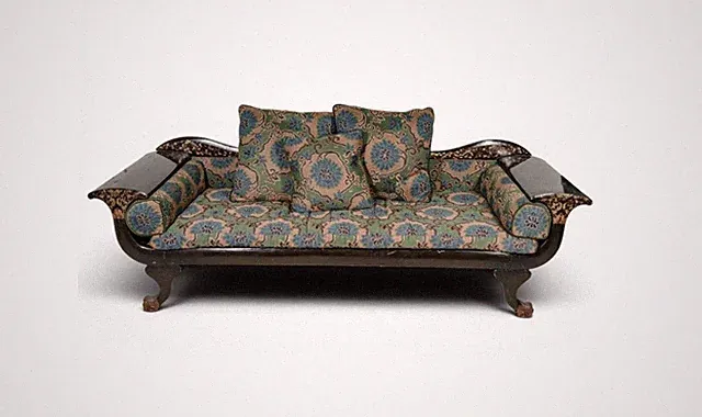 Opium Daybed Antique Chinese Carved Wood Vintage Late 19th Early 20th Century