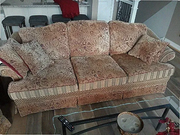 PENDING - Elegant 3-Piece Brocade Living Room Set (Havertys)
