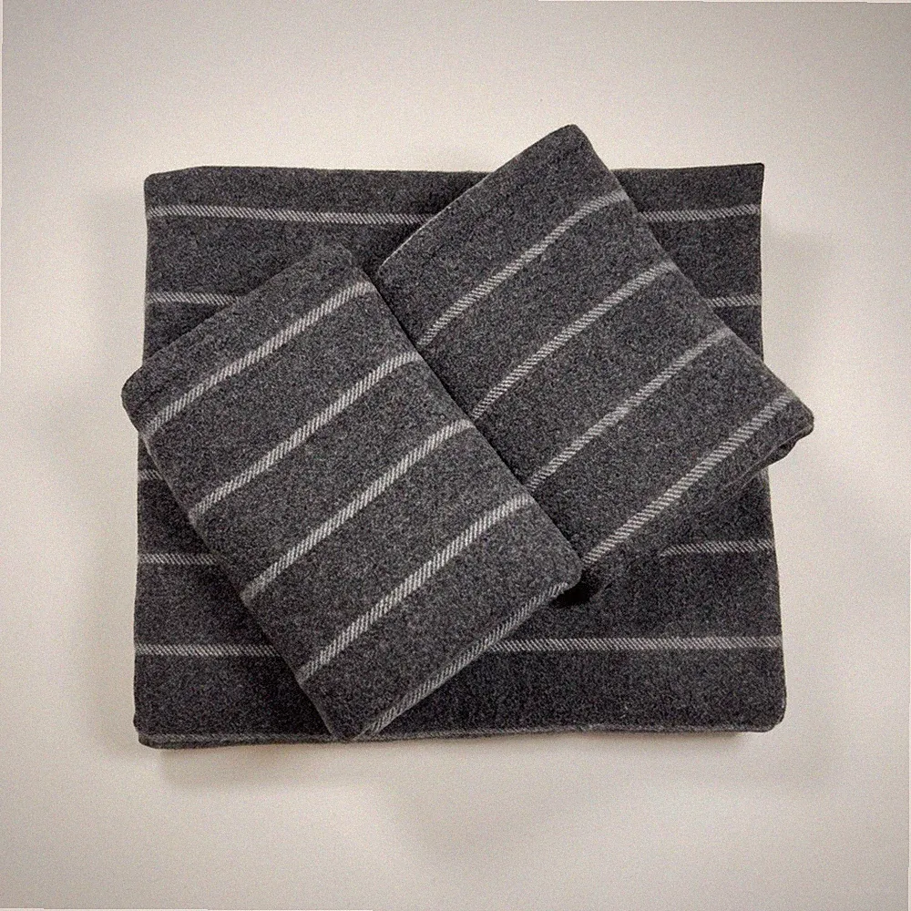 Pendleton x Room & Board Washable Eco-Wise Wool Blanket 79x82 & 2 Shams