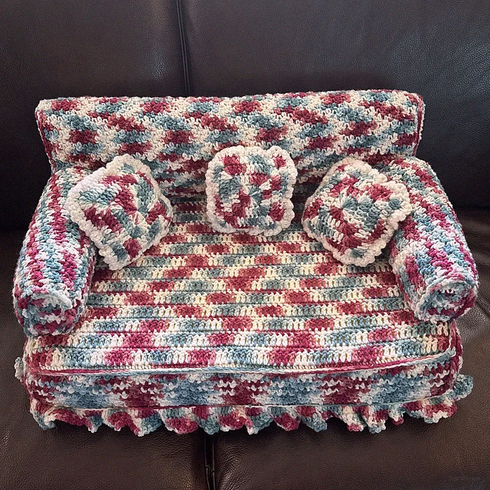 Pet Sofa Bed Vintage Cat Dog Faux Knitted Crochet Sofa Handmade Homemade MCM