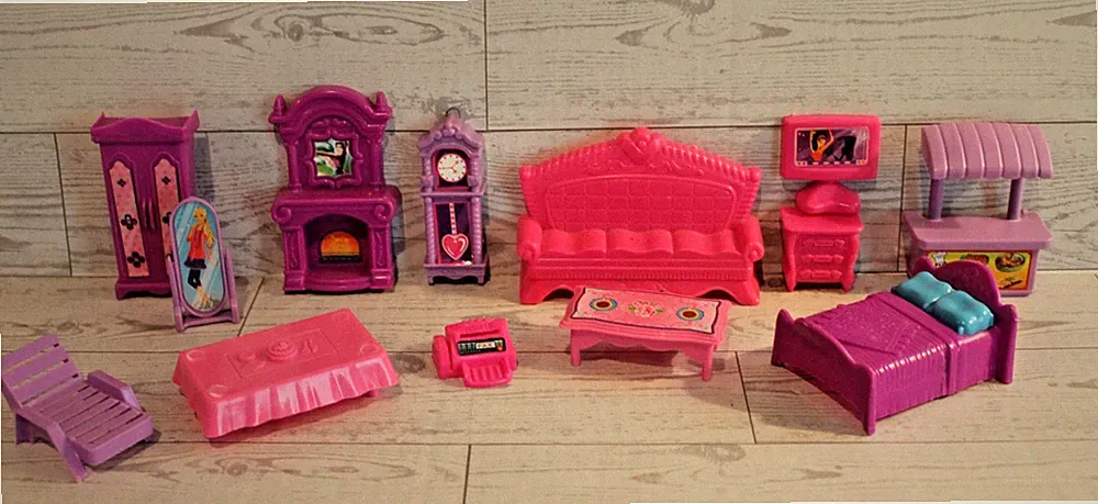 Plastic Miniature Princess Dollhouse Furniture Purple and Pink Sofa Bed Table