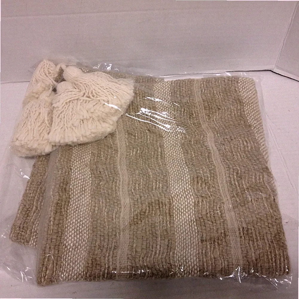 Pottery Barn Cash Textured bed sofa chair Pillow Cover Natural Woven Stripes 22"