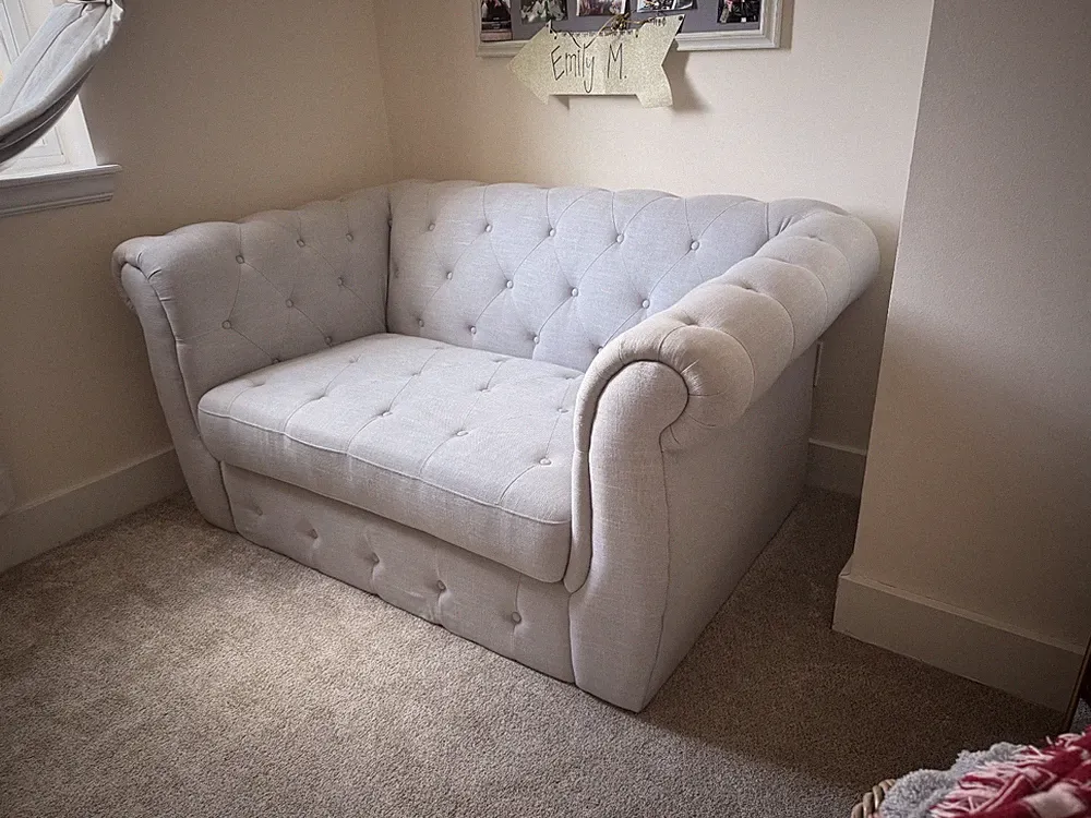 Pottery Barn Chesterfield Roll Arm Sofa (67"–98") with Twin Pullout Bed